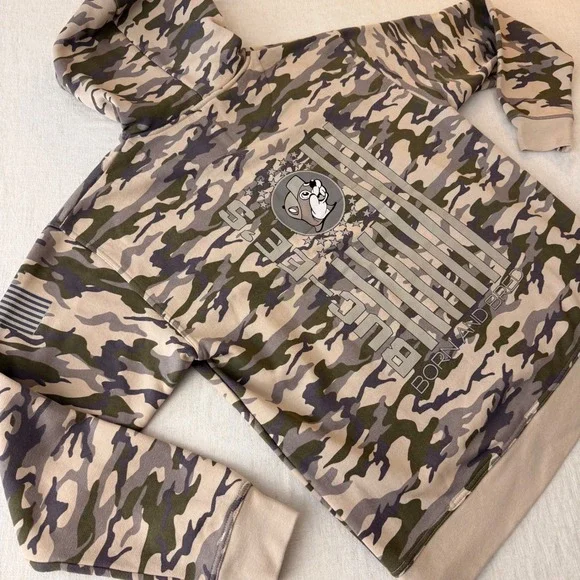 Buc-ee's Camo Hoodie Mens Large Born and Bred Graphic Camouflage Pullover large - Picture 7 of 7